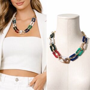 353 NWT $39 Boho Multicolor Chunky Acrylic Link Gold Hardware Necklace (size OS)